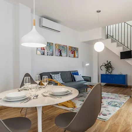 Pop Art, Duplex Coqueto En El Corazon De Appartamento