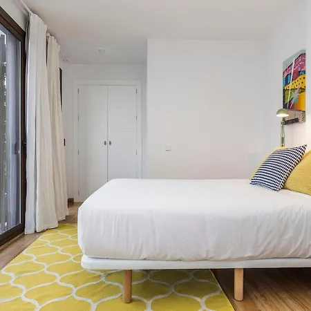 Pop Art, Duplex Coqueto En El Corazon De Siviglia