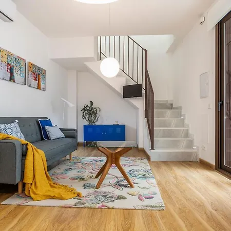 Pop Art, Duplex Coqueto En El Corazon De Appartamento Siviglia
